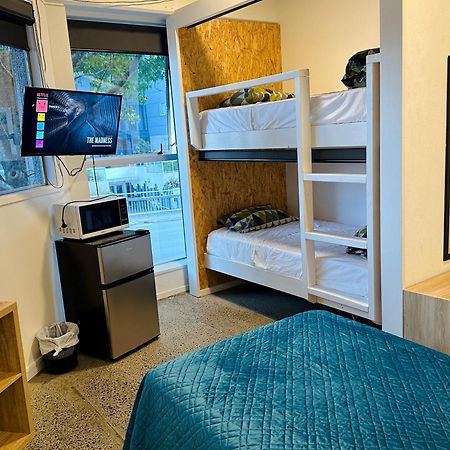 Tmacs Auckland Hostel Exterior photo