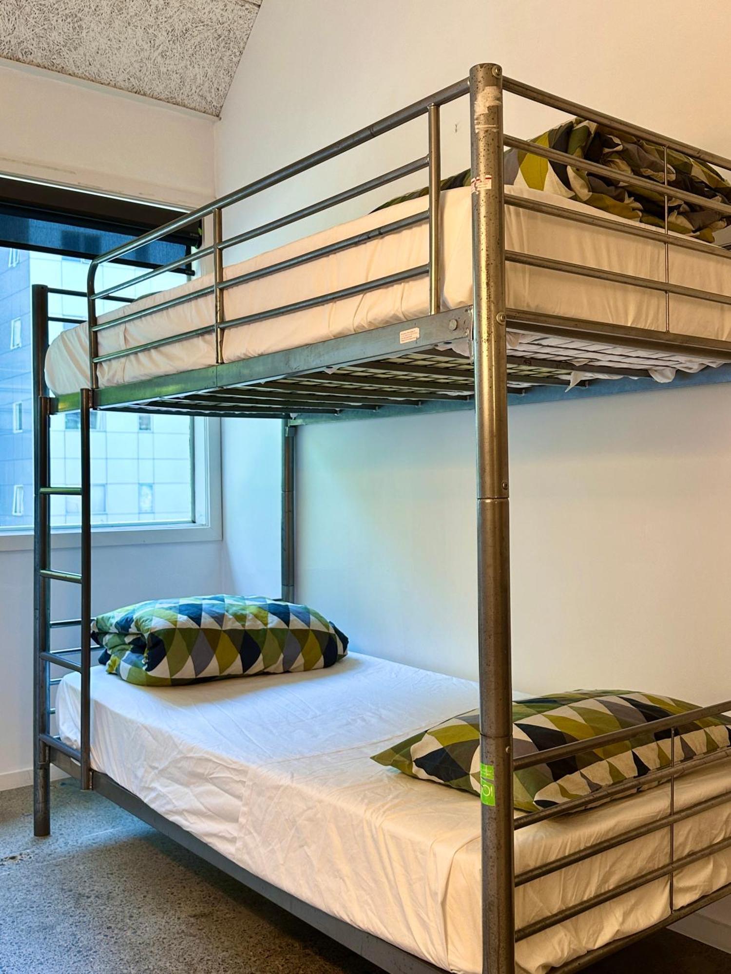 Tmacs Auckland Hostel Exterior photo