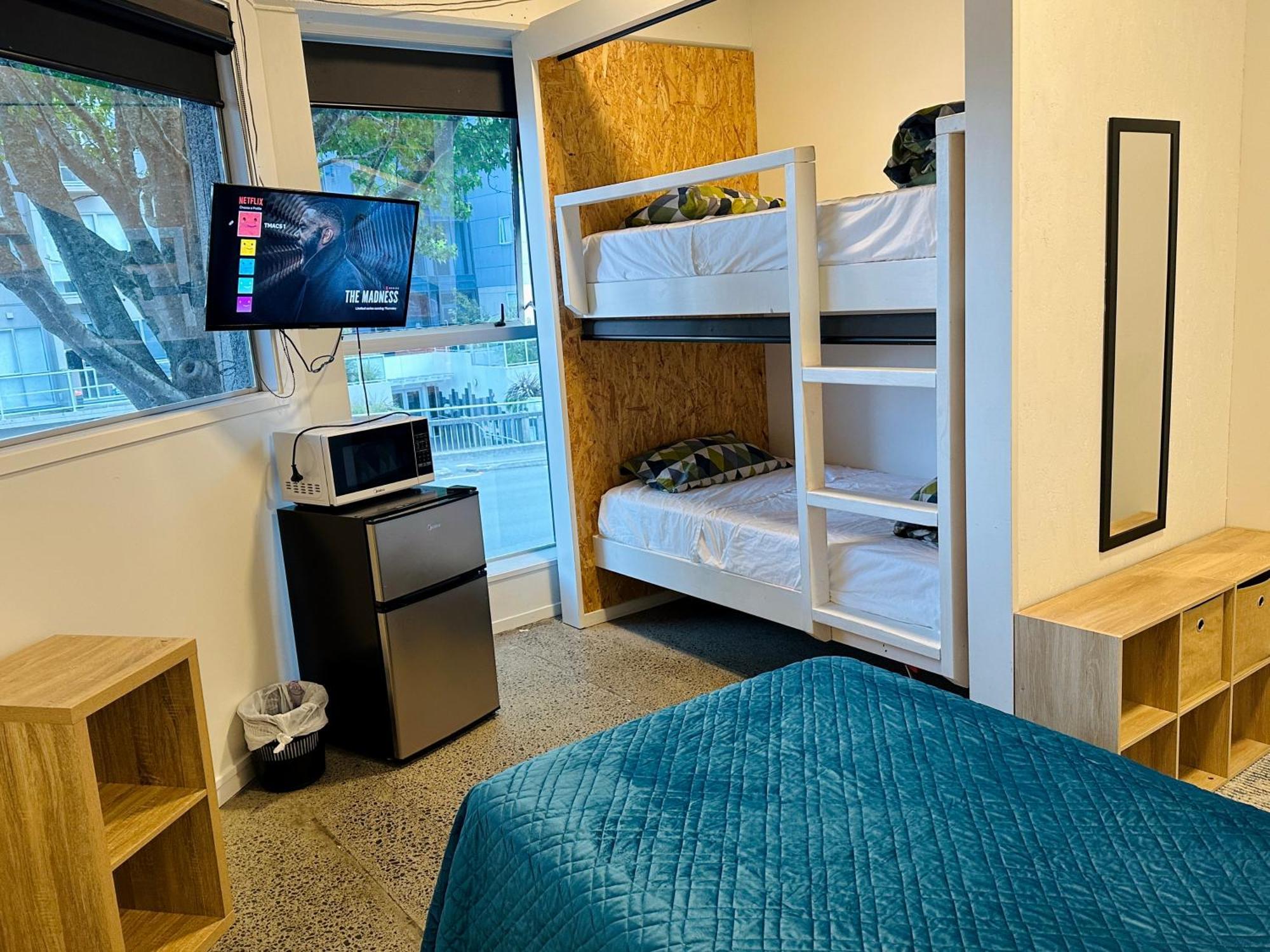Tmacs Auckland Hostel Exterior photo