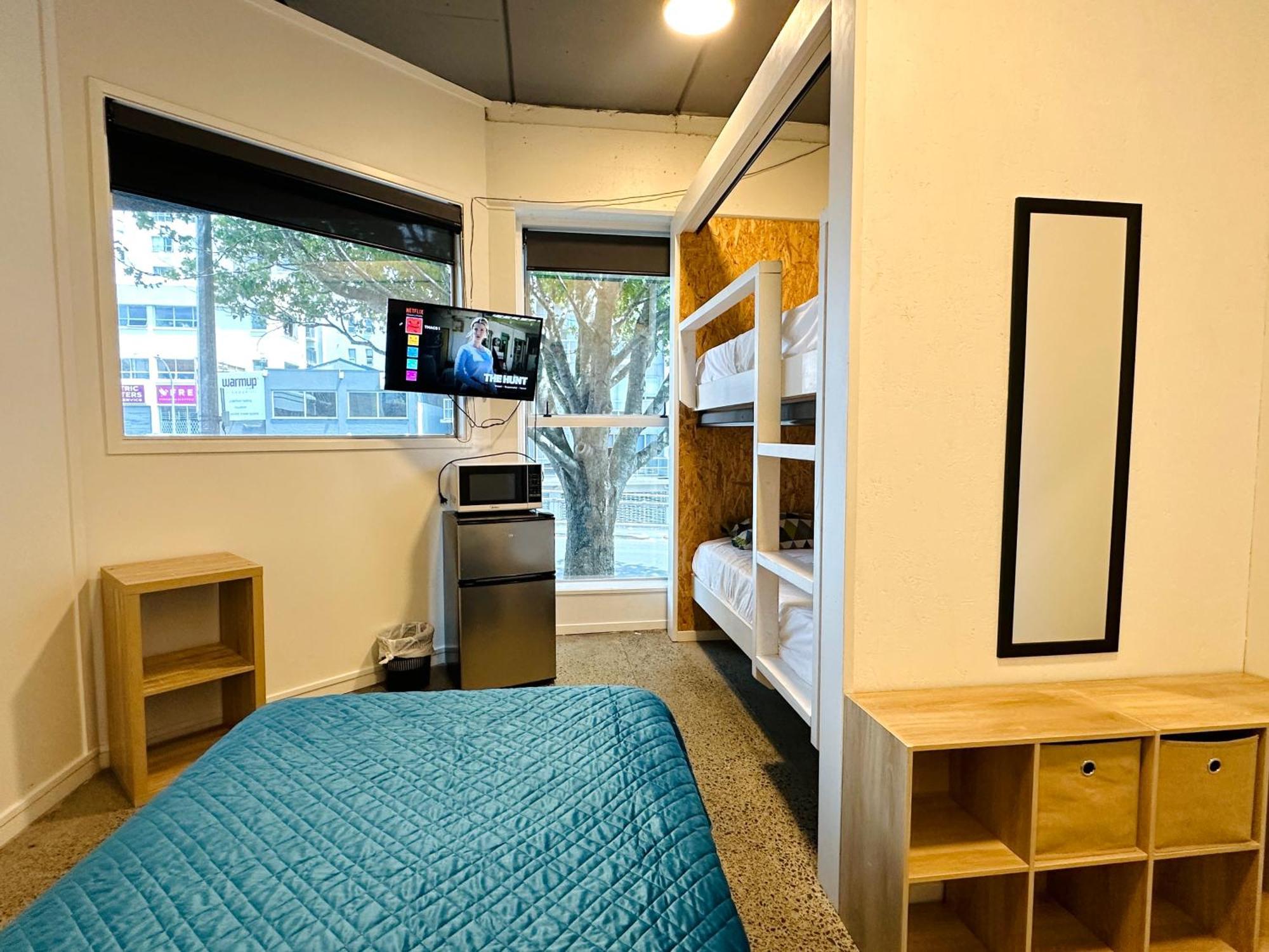 Tmacs Auckland Hostel Exterior photo